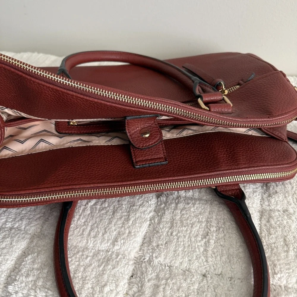 Urban Expressions Vegan Leather Satchel Crossbody Bag Zipper Compartment